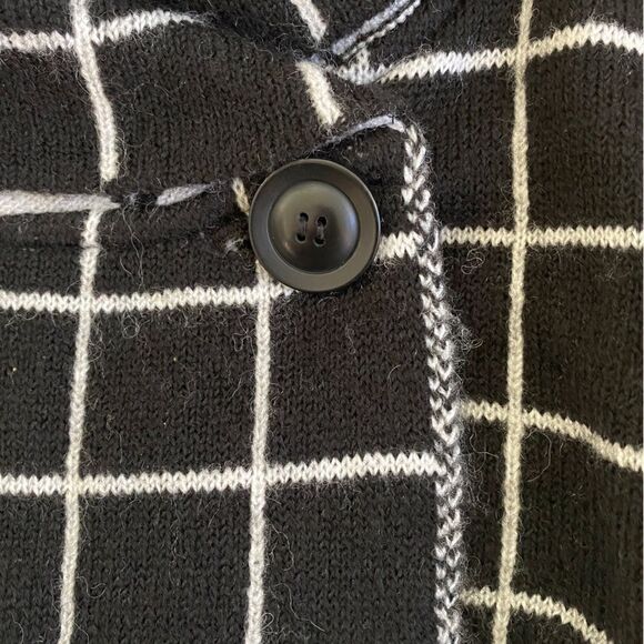 Women's Ellen Tracy Wool Blend Window Pane Cardigan Sweater Size Medium - Picture 5 of 8